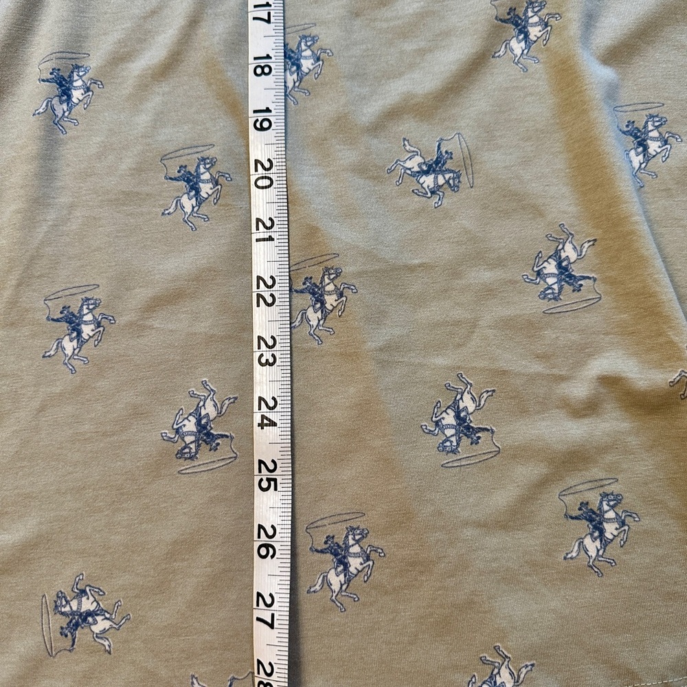 LulaRoe Christy V-Neck Short Sleeve Top in tan with cowboy & horses 3X NWT - Picture 6 of 9